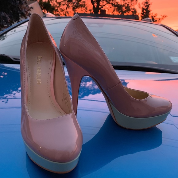 Enzo Angiolini Shoes - Enzo Angiolini Smiles Pump in Taupe